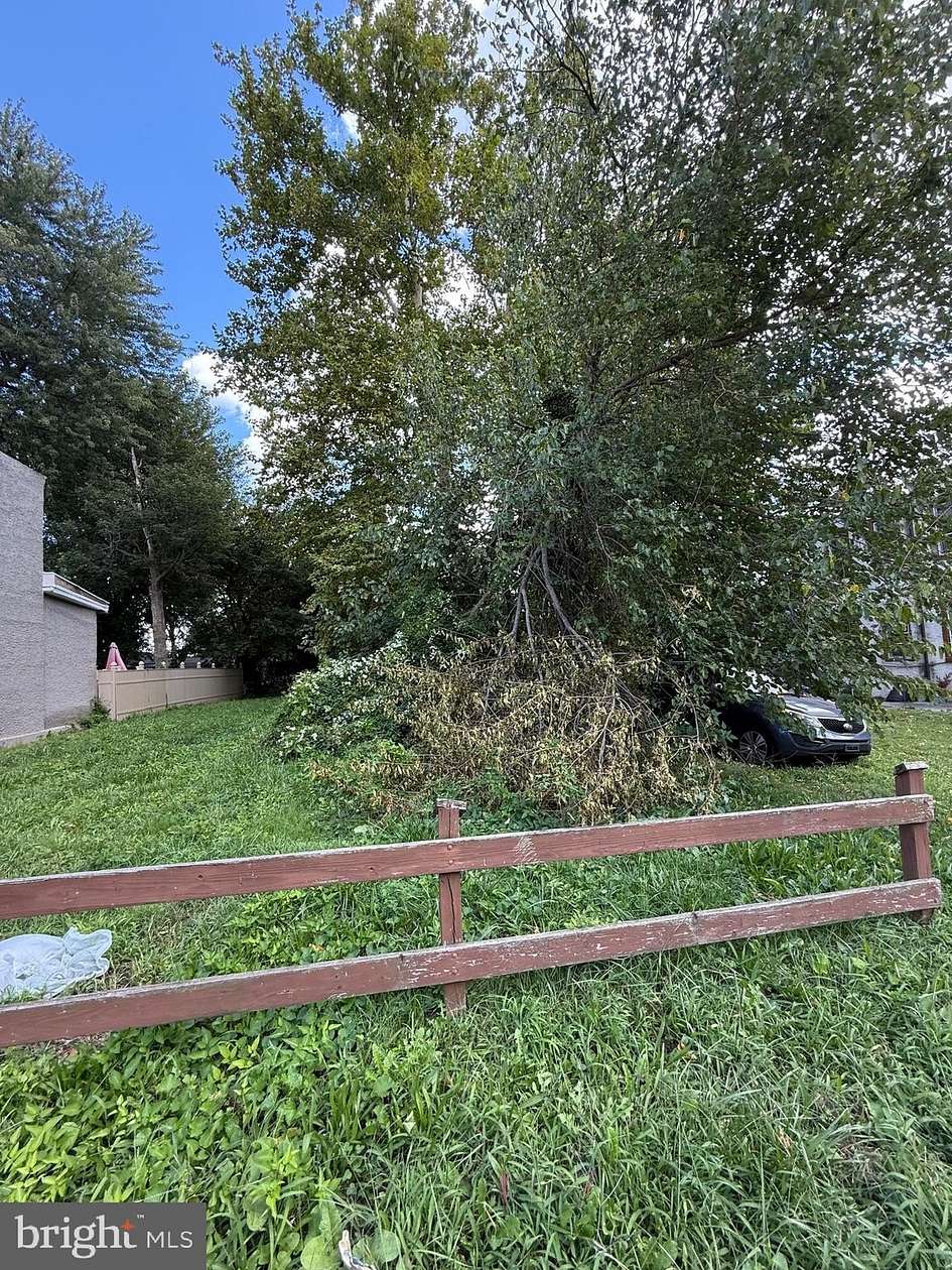 0.05 Acres of Residential Land for Sale in Philadelphia, Pennsylvania