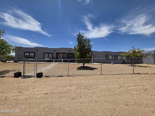 10.4 Acres of Land with Home for Sale in Kingman, Arizona