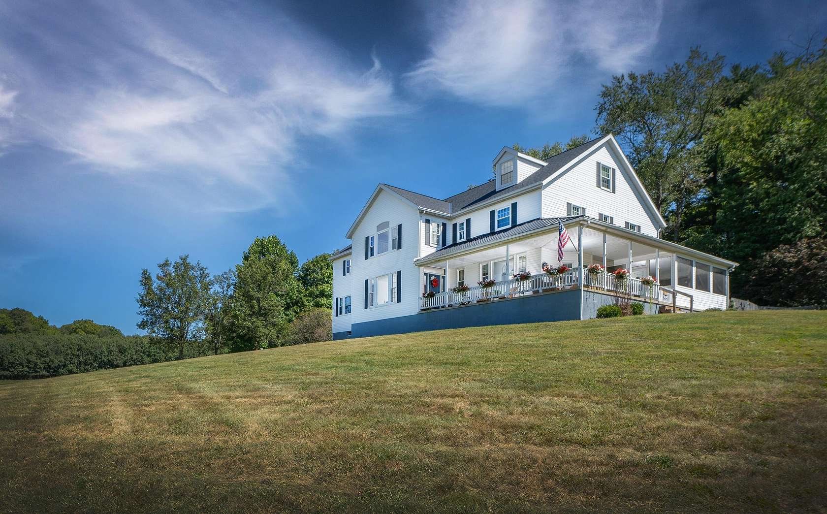 9.47 Acres of Residential Land with Home for Sale in Howard, Ohio