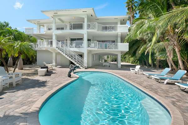 1.82 Acres of Land with Home for Sale in Plantation Key, Florida