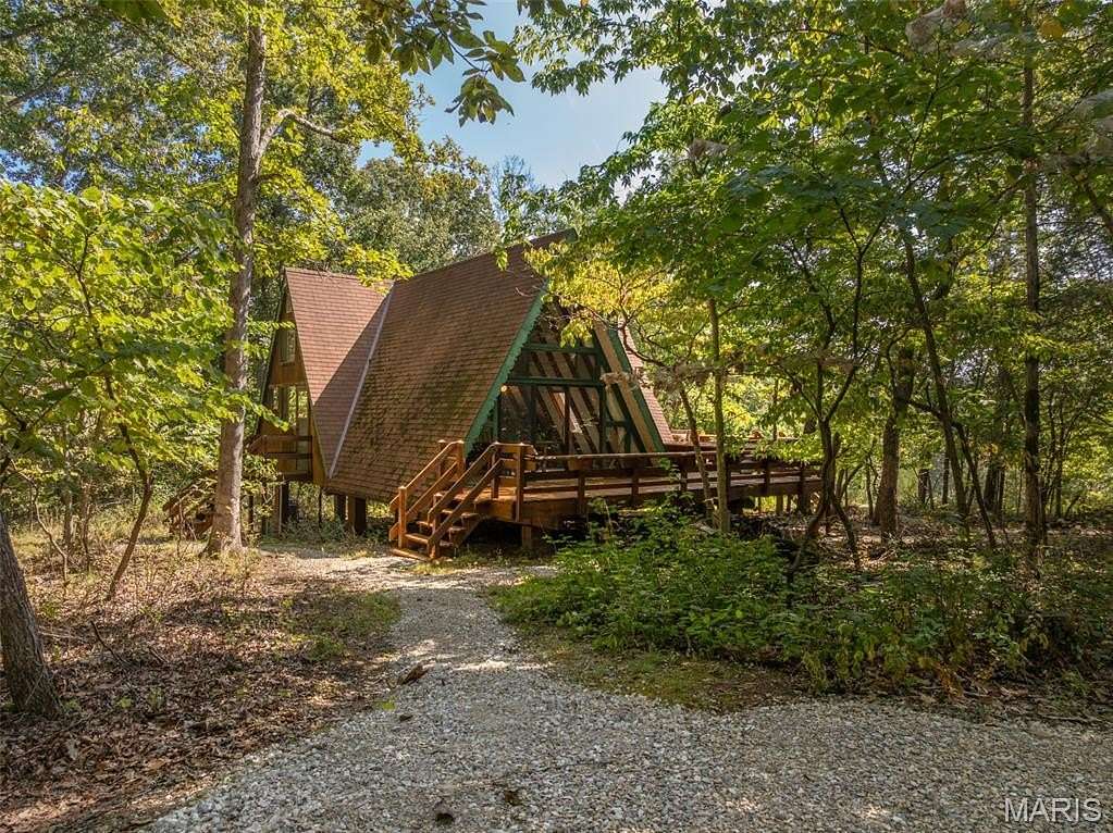 2.5 Acres of Residential Land with Home for Sale in Innsbrook, Missouri