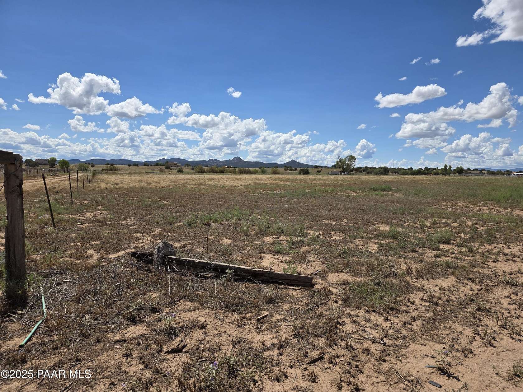 7 Acres of Residential Land for Sale in Paulden, Arizona