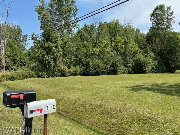 1 Acre of Residential Land for Sale in Kimball Township, Michigan