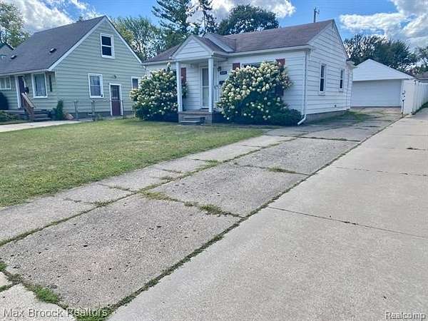 0.15 Acres of Residential Land for Sale in Royal Oak, Michigan