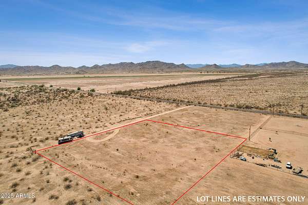 2.5 Acres of Residential Land for Sale in Maricopa, Arizona