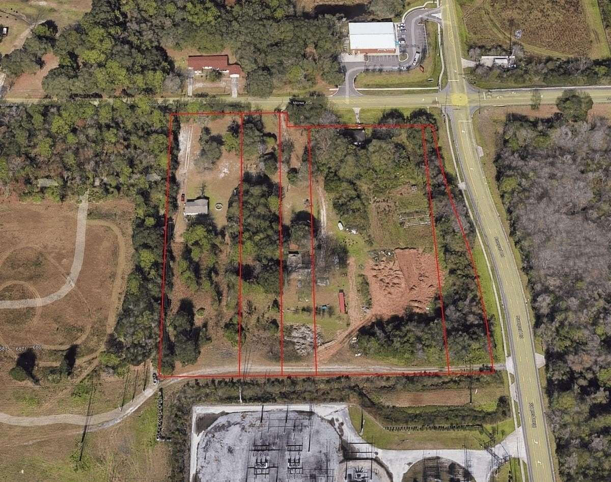 8.38 Acres of Mixed-Use Land for Sale in Jacksonville, Florida