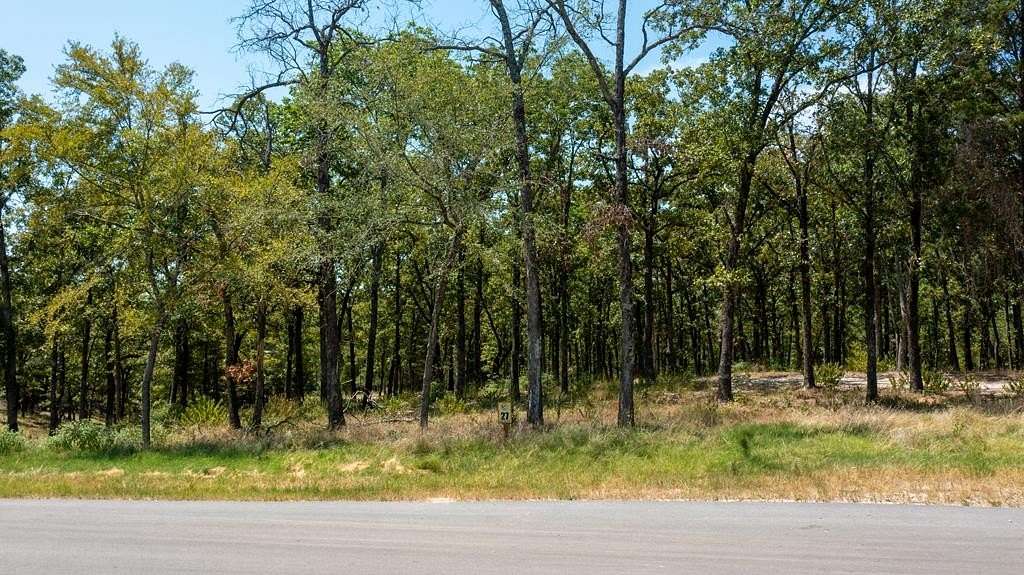 3.86 Acres of Residential Land for Sale in Eustace, Texas
