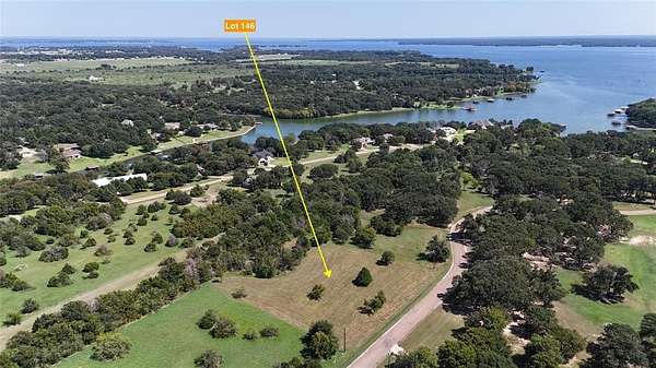2.24 Acres of Residential Land for Sale in Corsicana, Texas