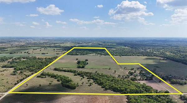 Mixed-Use Land for Auction in Melvern, Kansas