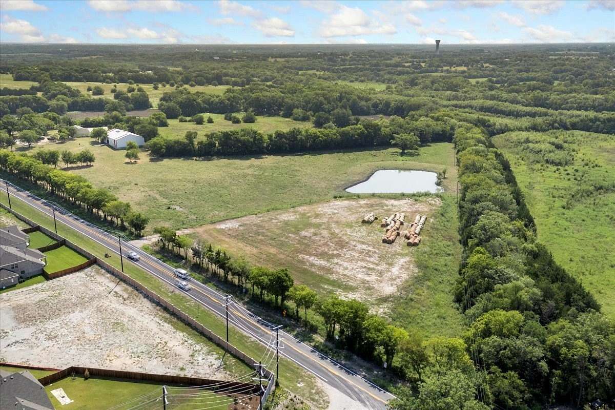 15 Acres of Agricultural Land for Sale in Van Alstyne, Texas