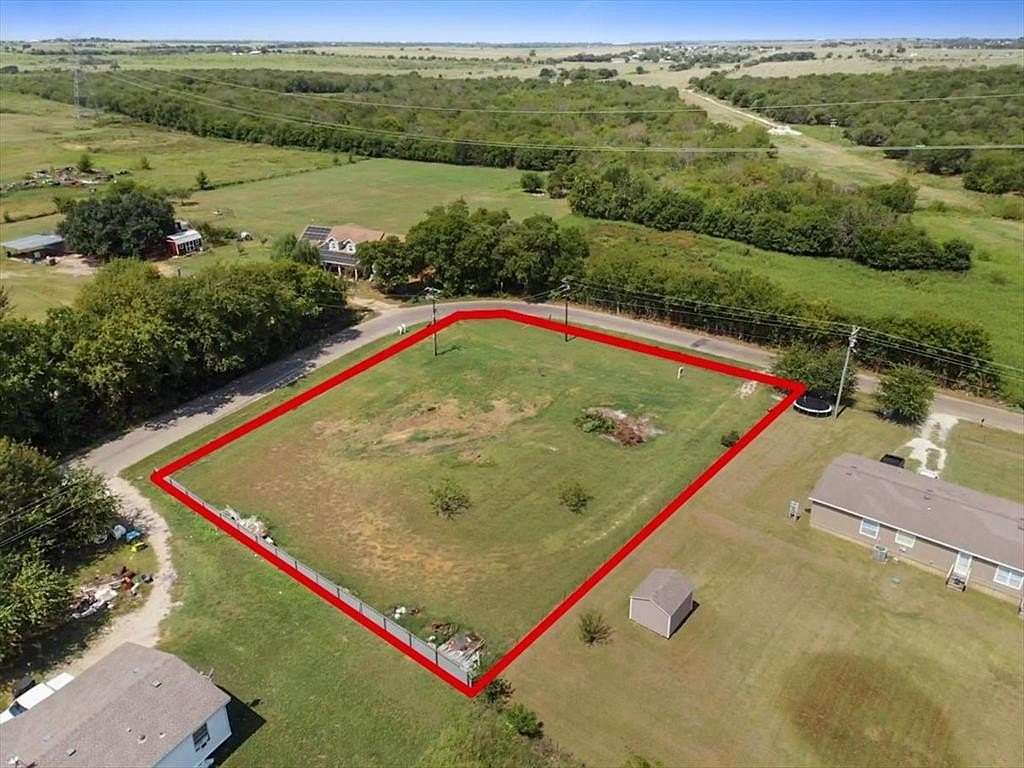 1 Acre of Residential Land for Sale in Alvarado, Texas