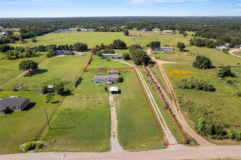 1.59 Acres of Residential Land with Home for Sale in Reno, Texas