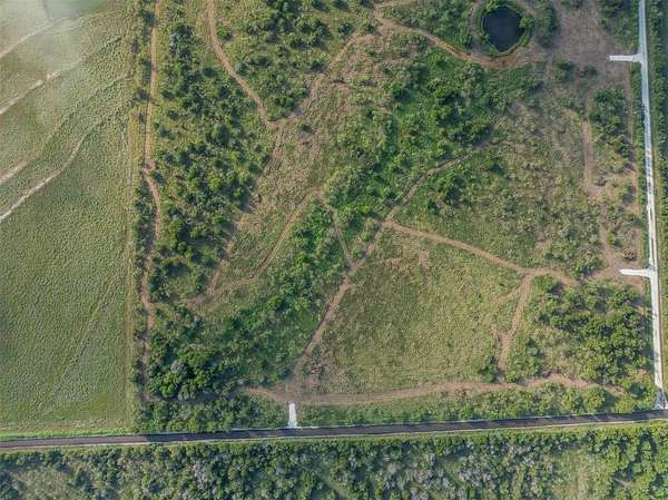 12 Acres of Land for Sale in Groesbeck, Texas