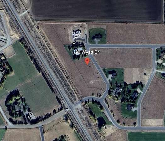 1 Acre of Land for Sale in Bellevue, Idaho