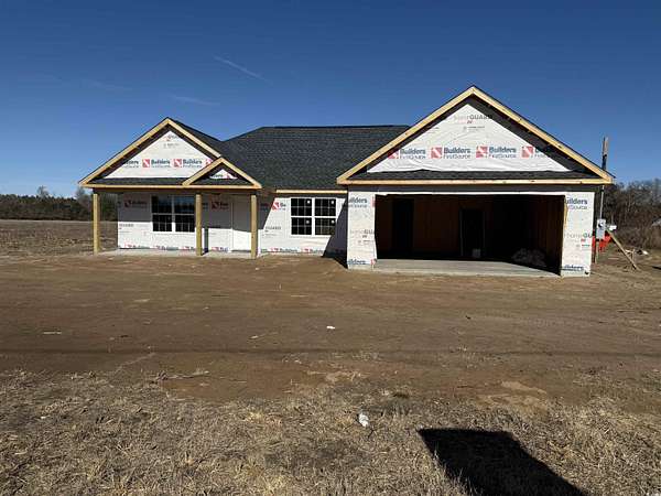 2.28 Acres of Residential Land with Home for Sale in Loris, South Carolina