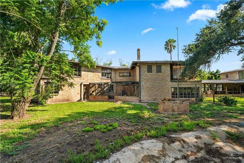 3.52 Acres of Residential Land with Home for Sale in Monte Alto, Texas