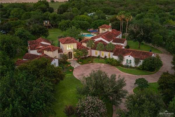 9.7 Acres of Residential Land with Home for Sale in McAllen, Texas