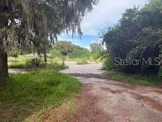 0.9 Acres of Commercial Land for Sale in Lakeland, Florida