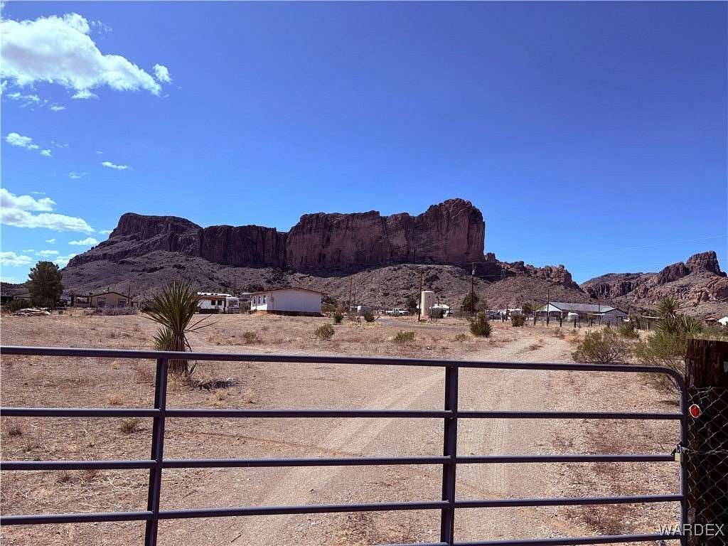 2.22 Acres of Land with Home for Sale in Golden Valley, Arizona
