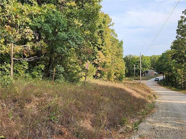 5.8 Acres of Residential Land for Sale in Stover, Missouri
