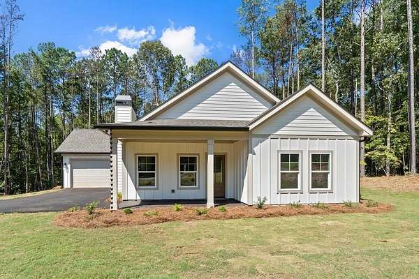 2 Acres of Residential Land with Home for Sale in Eatonton, Georgia