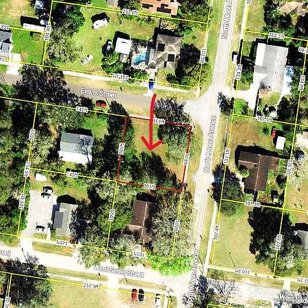 0.25 Acres of Land for Sale in Brandon, Florida