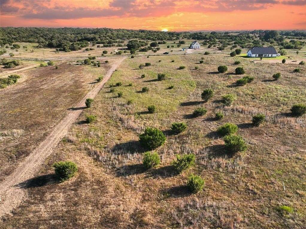 2 Acres of Residential Land for Sale in Lipan, Texas