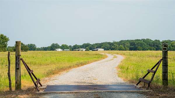 107 Acres of Agricultural Land with Home for Sale in Telephone, Texas