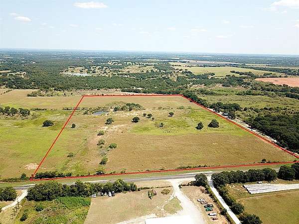 31 Acres of Agricultural Land for Sale in Comanche, Texas