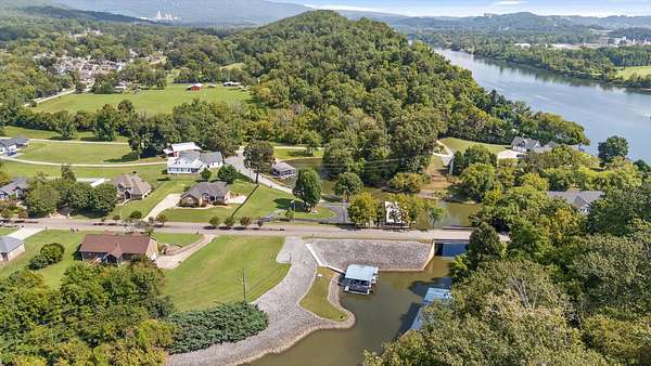 1 Acre of Residential Land for Sale in Chattanooga, Tennessee