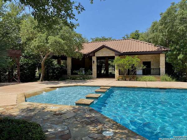 1.34 Acres of Residential Land for Sale in Canyon Lake, Texas