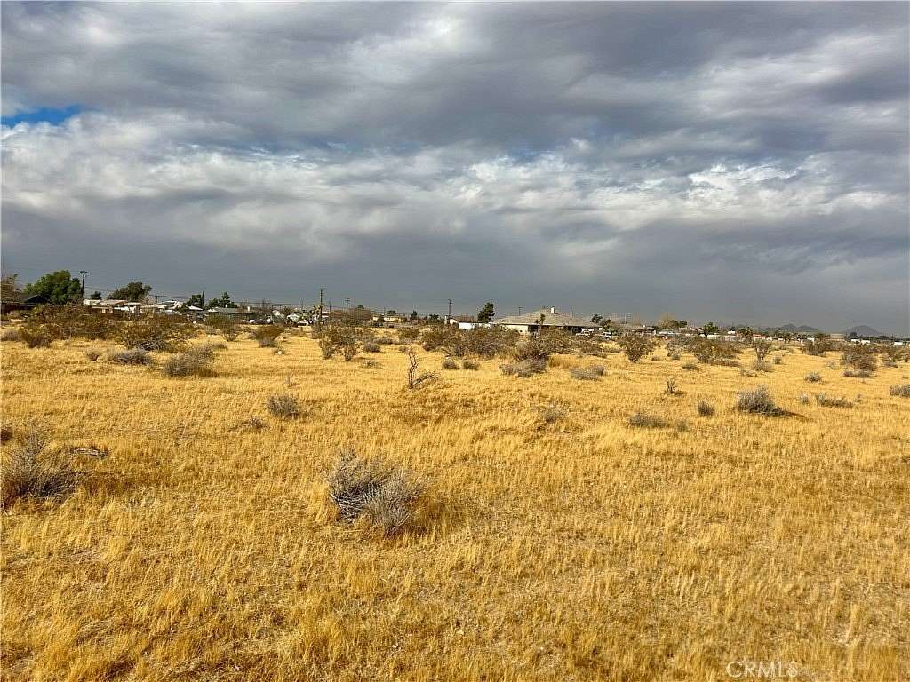2 Acres of Residential Land for Sale in Apple Valley, California