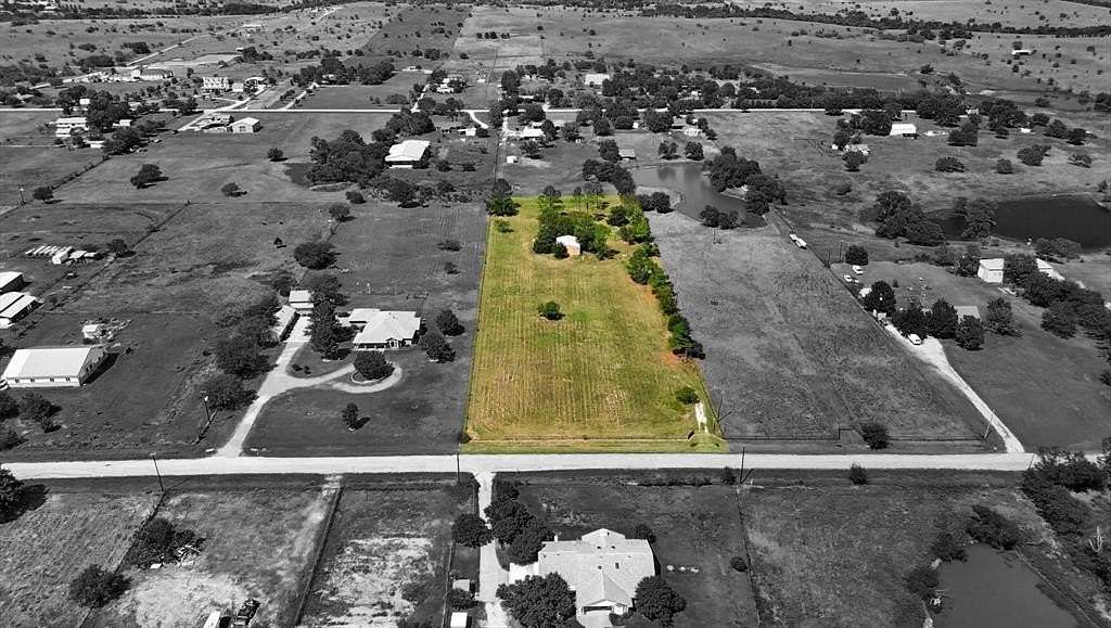 3.3 Acres of Land for Sale in Denton, Texas
