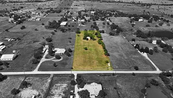 3.3 Acres of Land for Sale in Denton, Texas
