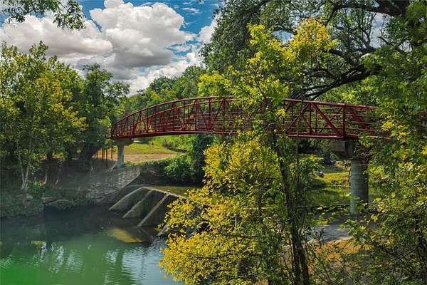 15.6 Acres of Land for Sale in Granbury, Texas