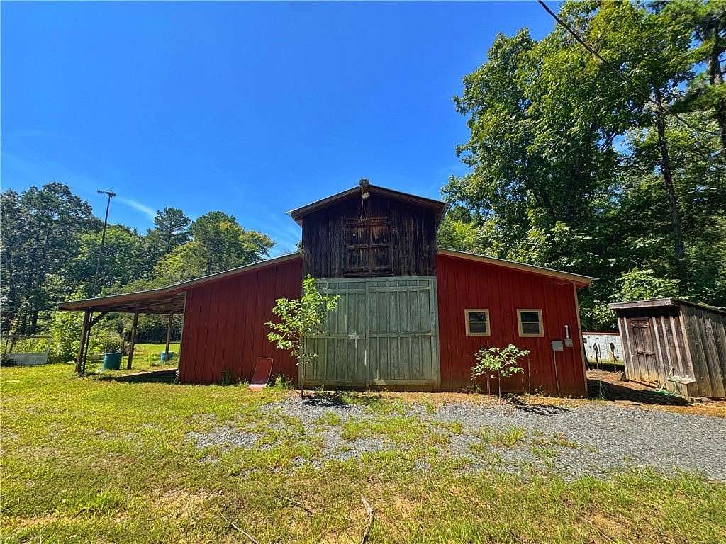 9.16 Acres of Land with Home for Sale in Clinton, Arkansas