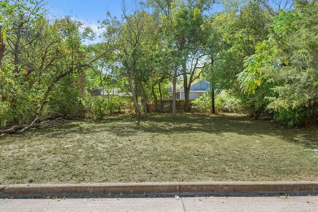 0.09 Acres of Mixed-Use Land for Sale in Fort Worth, Texas