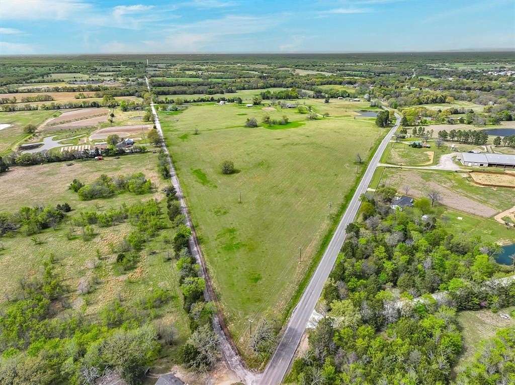 1 Acre of Residential Land for Sale in Edgewood, Texas