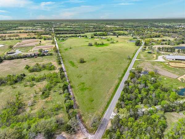 1 Acre of Residential Land for Sale in Edgewood, Texas