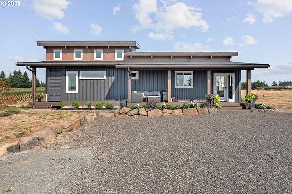 19.6 Acres of Land with Home for Sale in Oregon City, Oregon