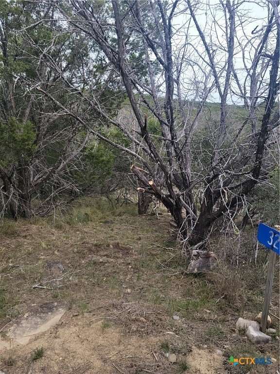 5.19 Acres of Improved Residential Land for Sale in Lampasas, Texas
