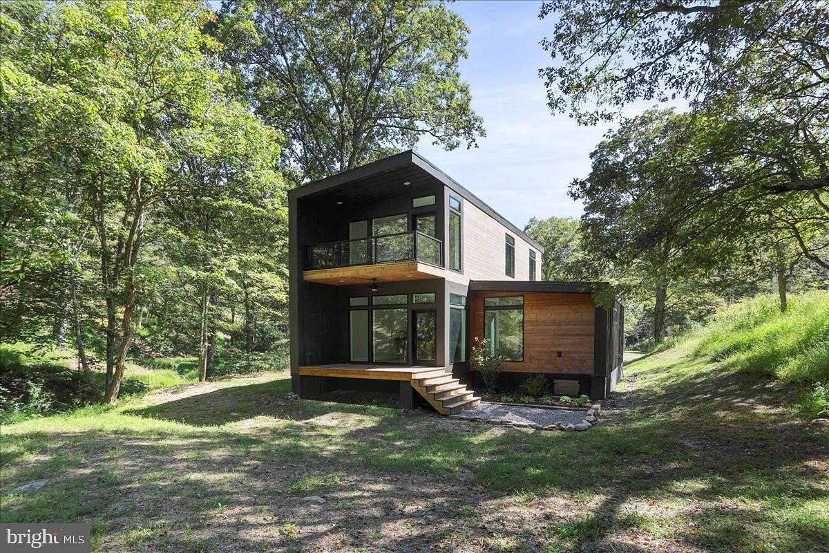 1.89 Acres of Land with Home for Sale in Mathias, West Virginia