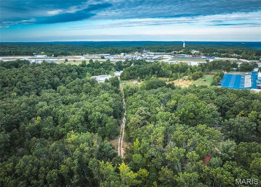 40 Acres of Mixed-Use Land for Sale in St. Robert, Missouri