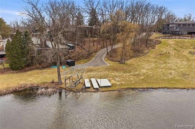 1.79 Acres of Land with Home for Sale in West Bloomfield, Michigan