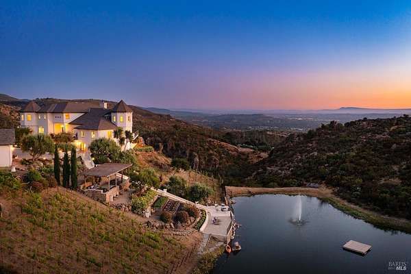 9.57 Acres of Land with Home for Sale in Napa, California