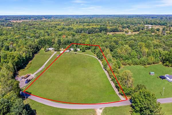 6.1 Acres of Land with Home for Sale in Portland, Tennessee