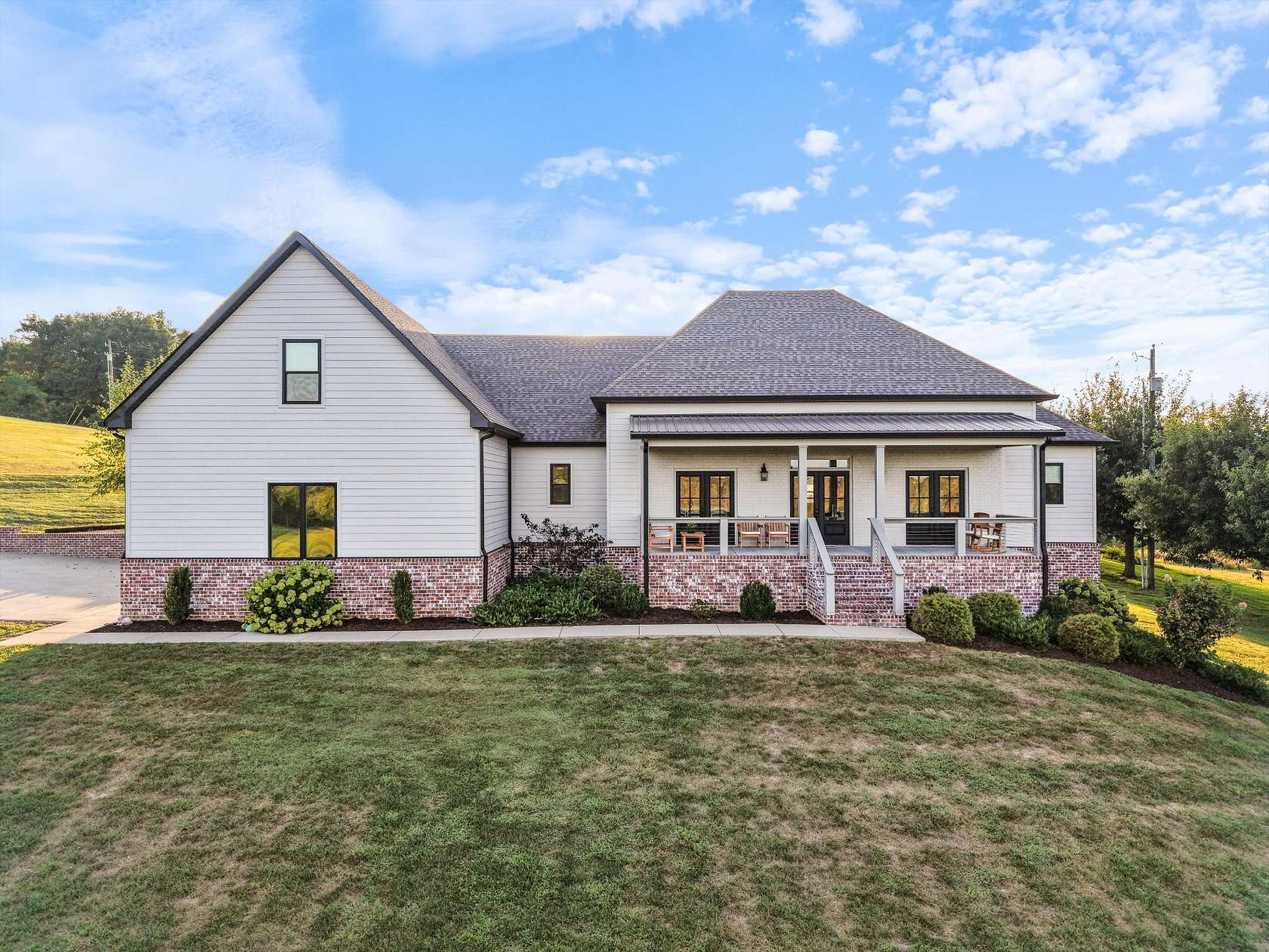 5.45 Acres of Residential Land with Home for Sale in Watertown, Tennessee