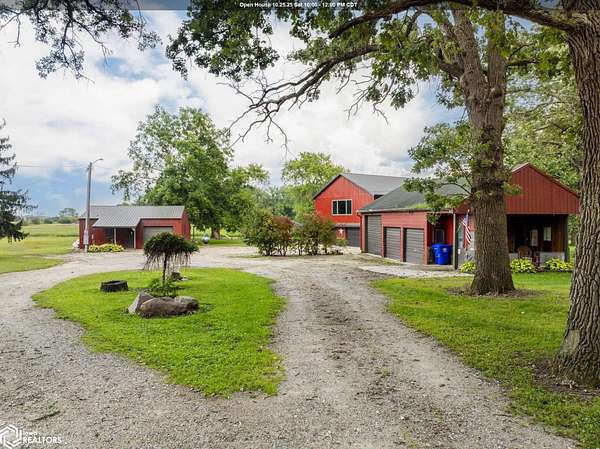 9.33 Acres of Residential Land with Home for Sale in Plymouth, Iowa