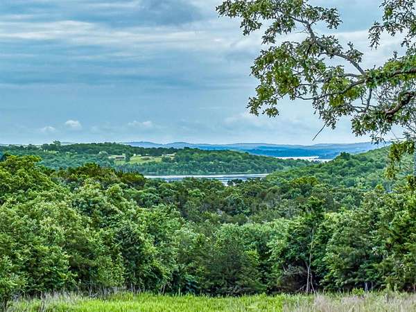 18 Acres of Land for Sale in Yellville, Arkansas