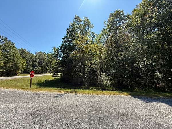1.4 Acres of Residential Land for Sale in Monterey, Tennessee